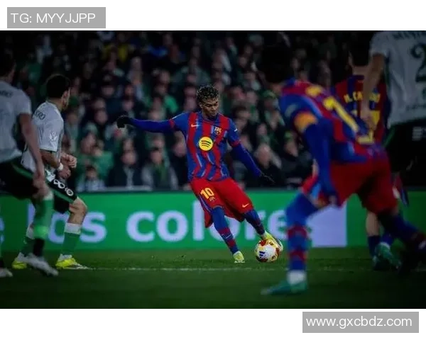 足总杯精彩对决曼城凭神扑绝杀巴萨全场沸腾