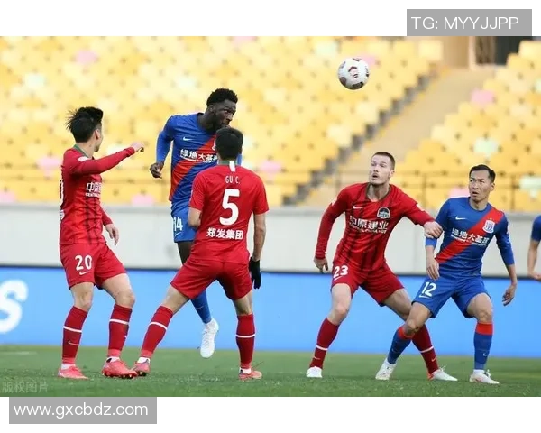 中超激战AC米兰凭帽子戏法小胜尤文图斯争议判罚引发热议 中超激战AC米兰凭帽子戏法小胜尤文图斯争议判罚引发热议