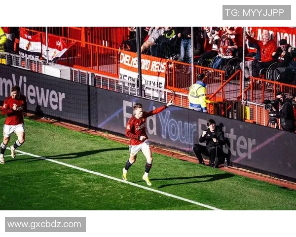 意甲焦点战曼联绝杀利物浦全场沸腾转会传闻再起