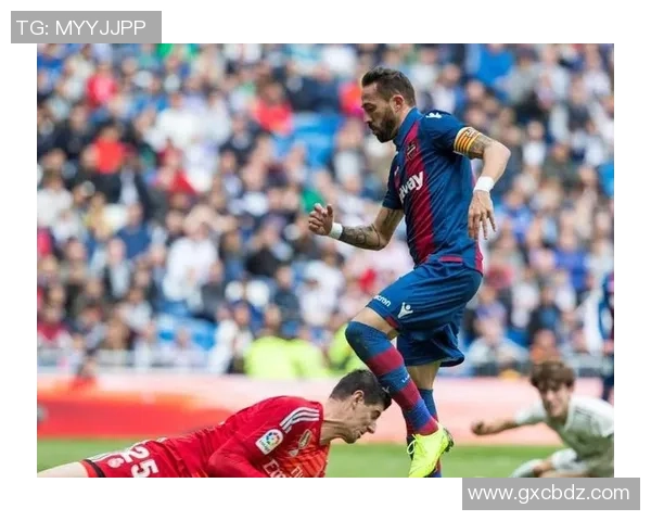 英超焦点战：皇马与那不勒斯互交白卷引发全场热议与惊叹