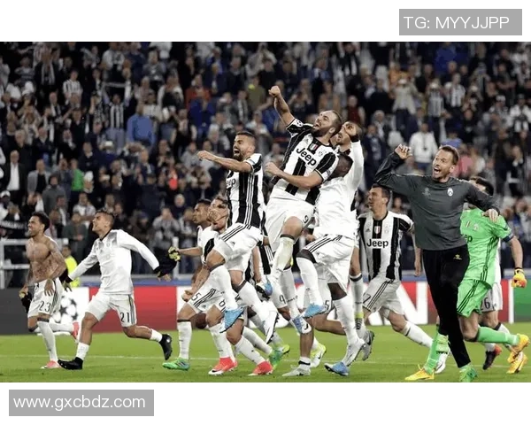 尤文图斯友谊赛大胜曼联三球神扑瞬间引发全场热烈欢呼与十大精彩进球回顾