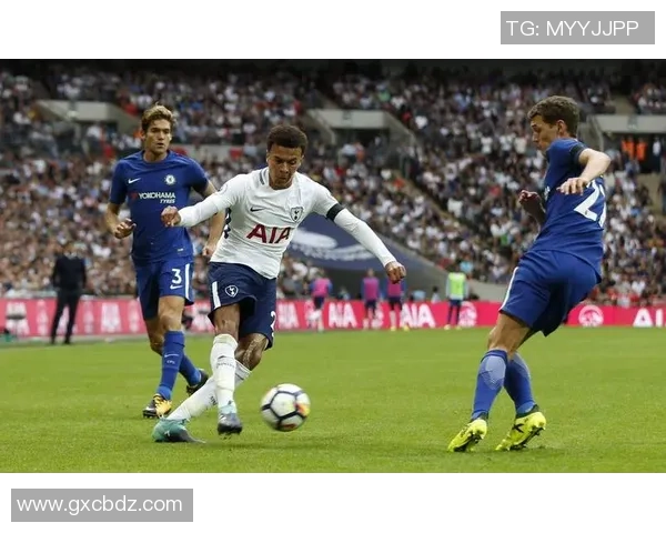 西甲焦点战皇马小胜热刺红牌争议引发全场热议与十大精彩进球回顾