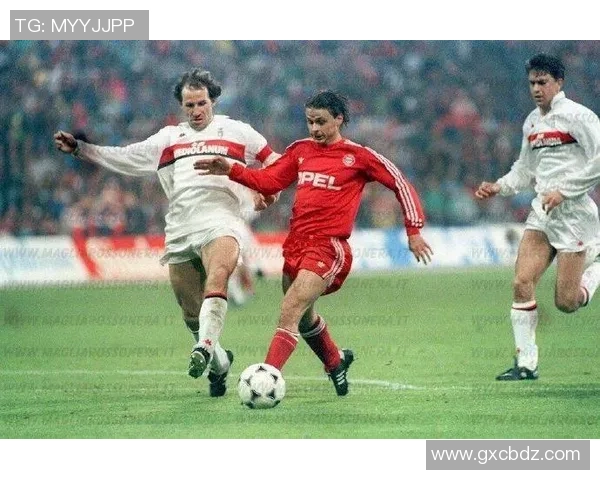 AC米兰狂胜拜仁五球大捷绝杀瞬间点燃全场激情数据分析揭秘 AC米兰狂胜拜仁五球大捷绝杀瞬间点燃全场激情数据分析揭秘