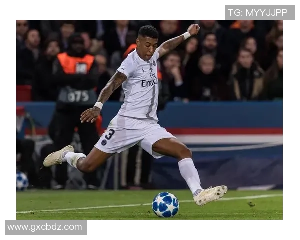 欧冠激战：本菲卡3-0多特蒙德红牌争议引发全场沸腾精彩十球回顾